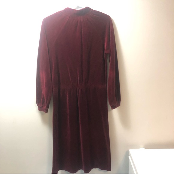 VTG Holiday Knitwear Velour Nightgown Burgundy Maroon Keyhole Neckline Button - Picture 6 of 11